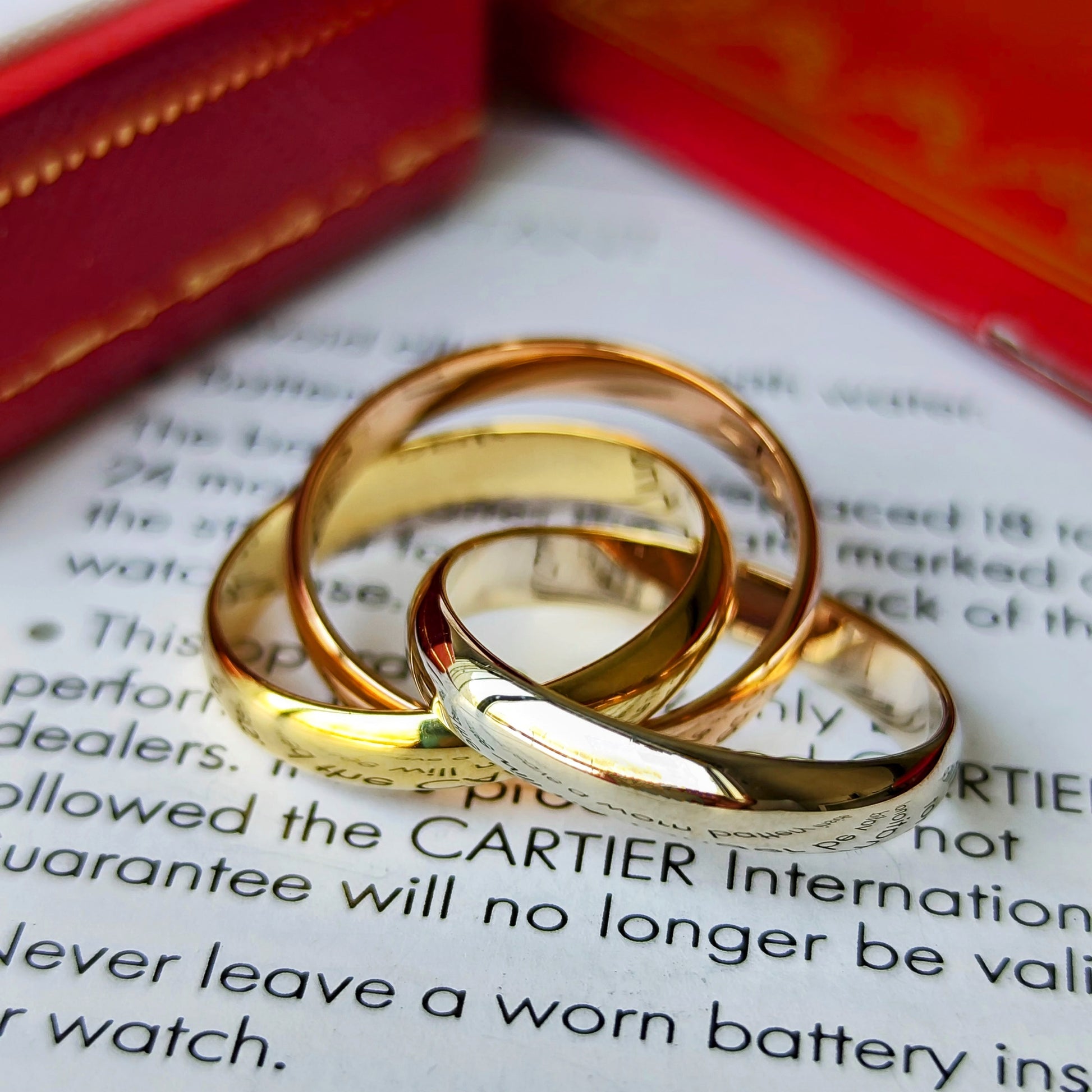 Cartier カルティエ トリニティ スリーカラーリング 52