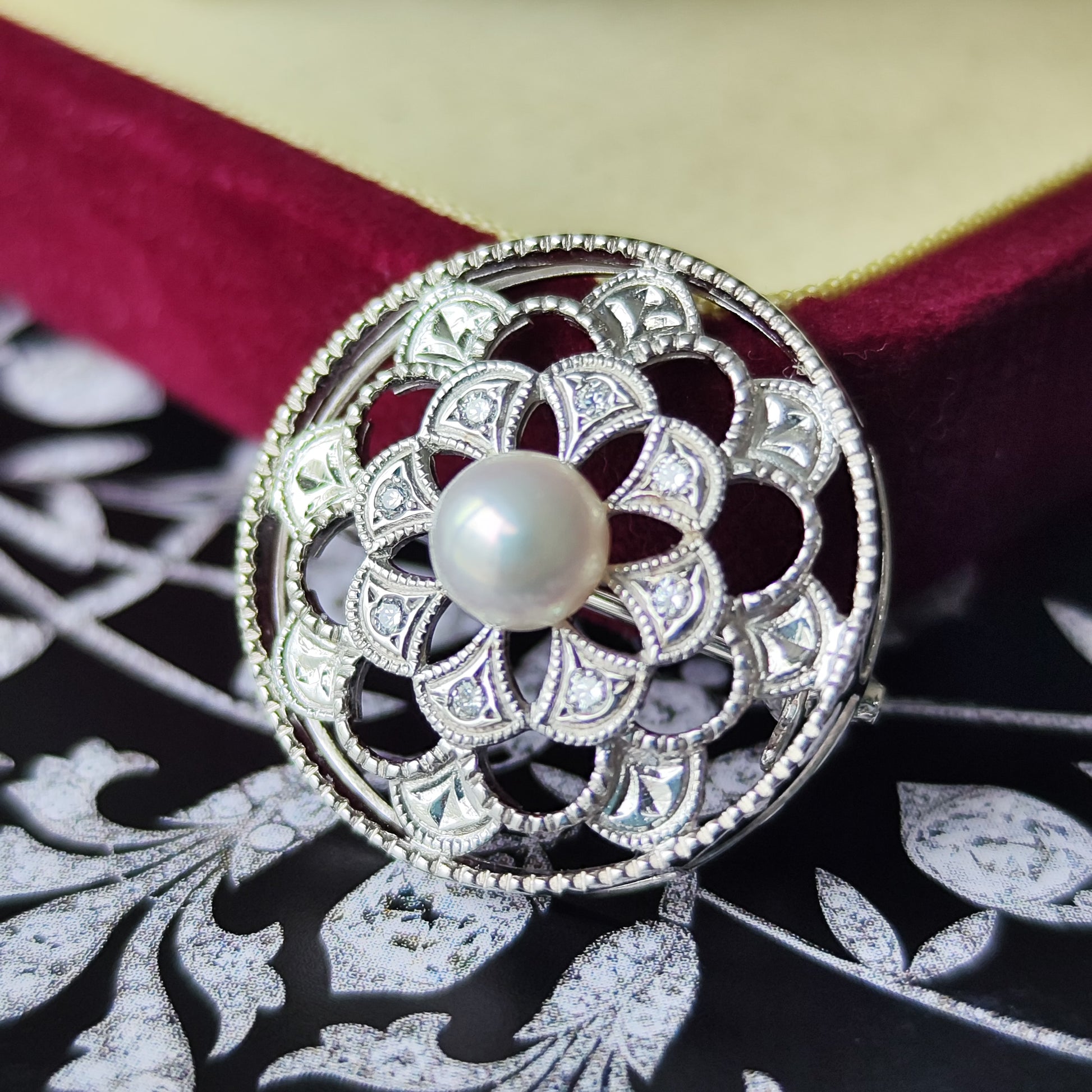 MIKIMOTO ミキモト あこや真珠 天然ダイヤモンド ブローチ 18金WG