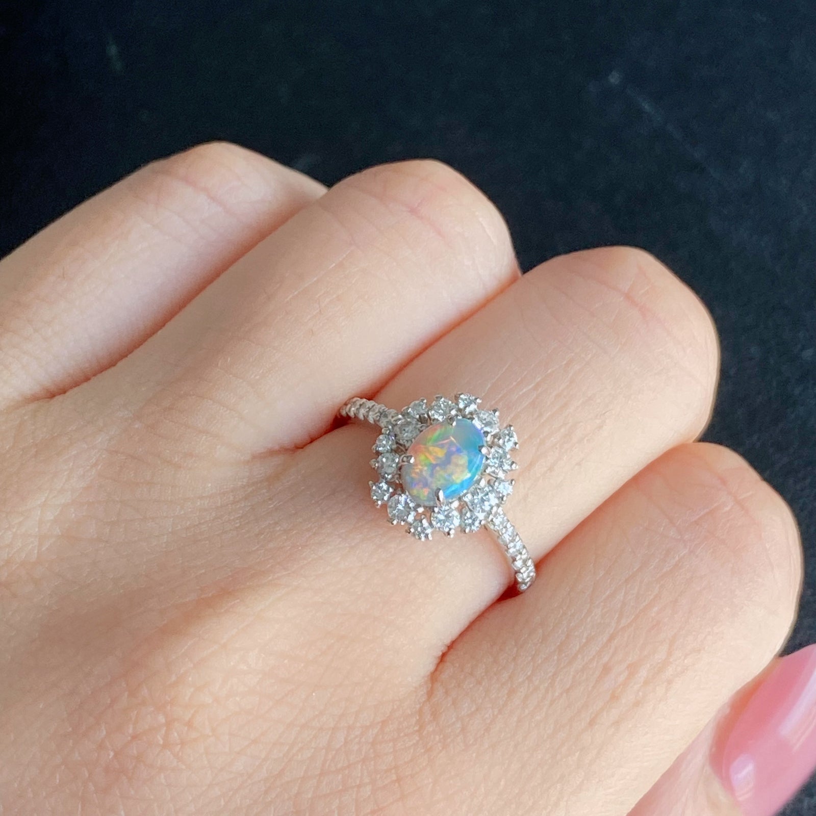 入手希少ロシア産　天然オパリン　オパライト鉱石　オパールガラス　スカル手掘り2体 入手希少ロシア産天然オパリンオパライト鉱石オパールガラススカル手