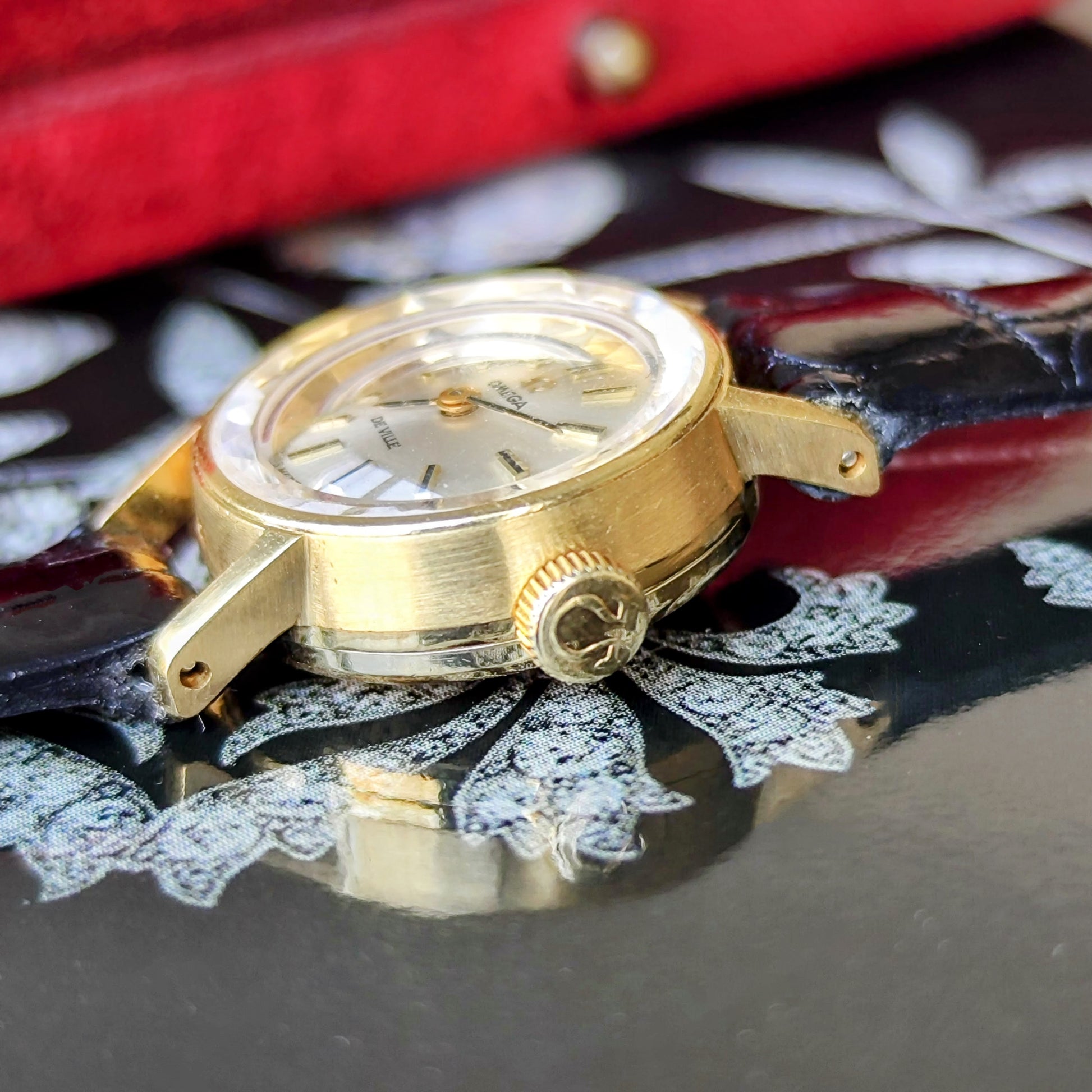 【OH済み 美品】OMEGA オメガ De Vil
デビル 18金無垢 手巻き 腕時計