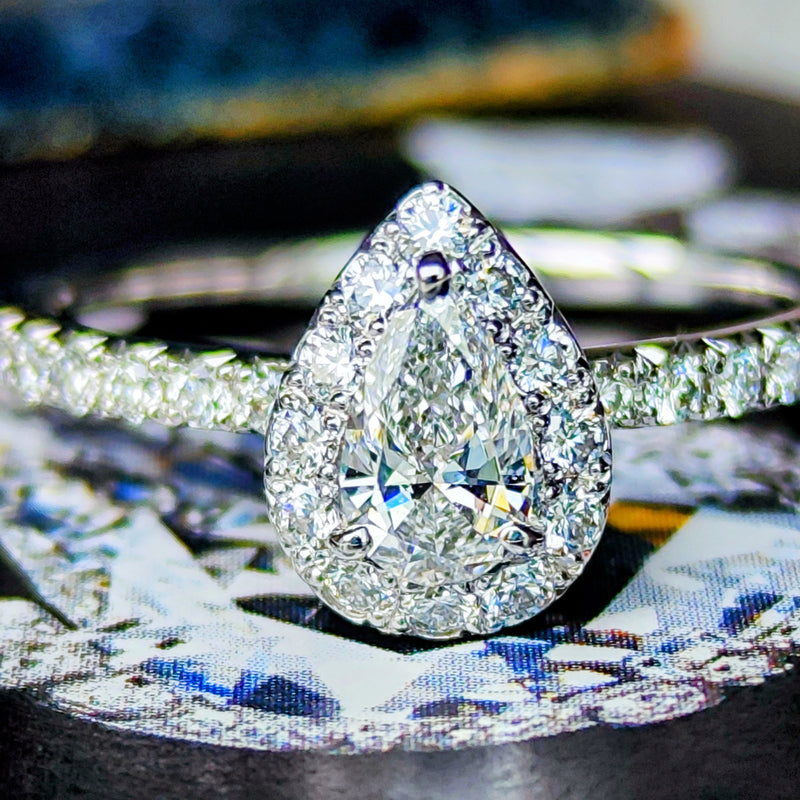 【最高級品質】天然ダイヤモンド0.30ct フローレス Dカラー ペアシェイプ GIA鑑定書付き