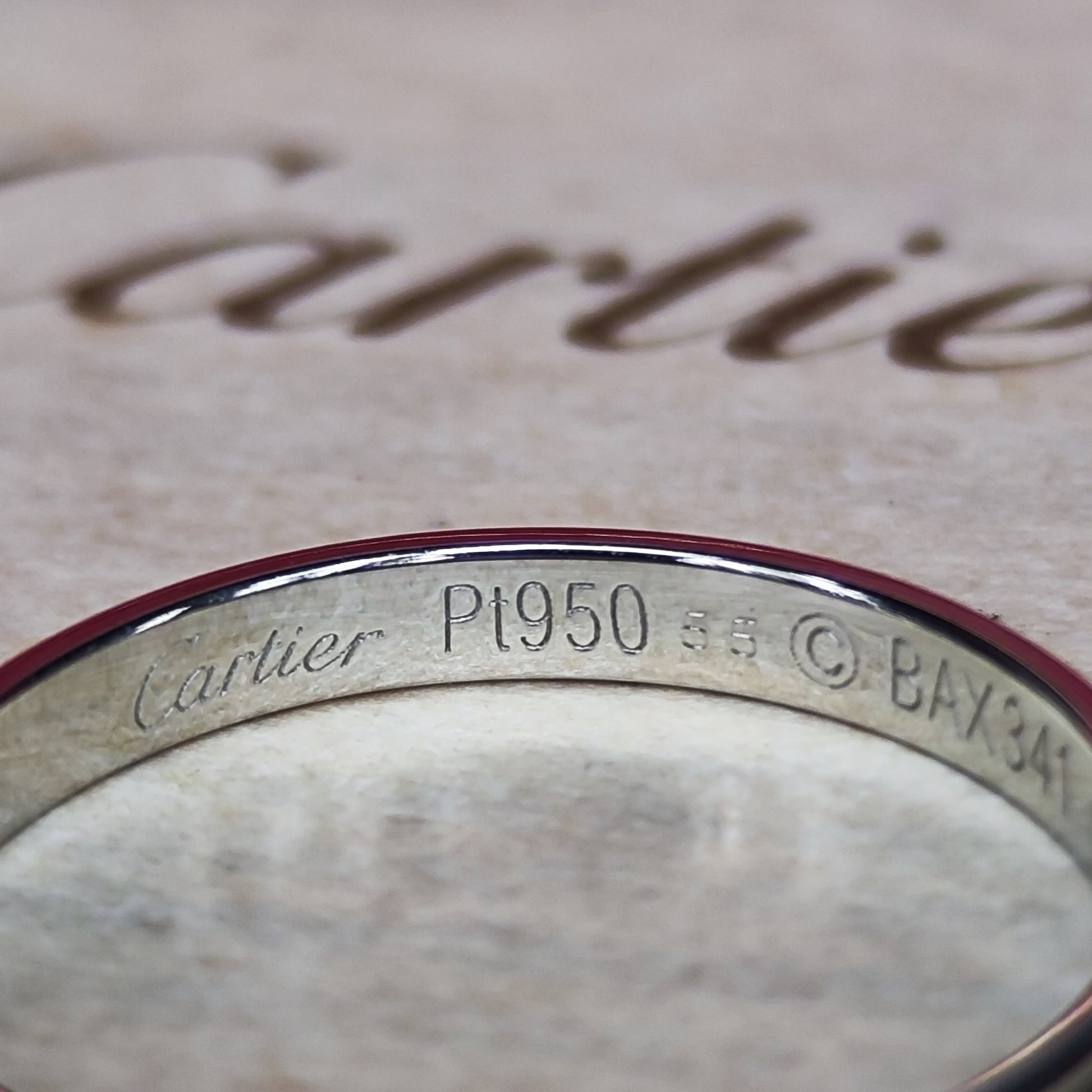 Cartier カルティエ ダムール プラチナ 55