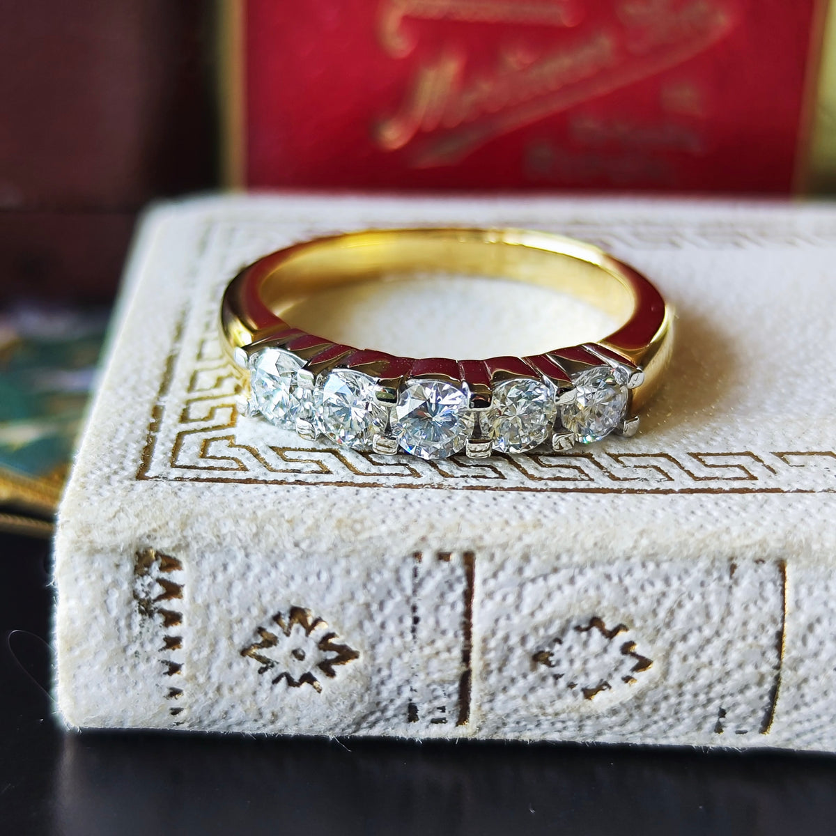 天然ダイヤモンド 1.0ct 一文字リング