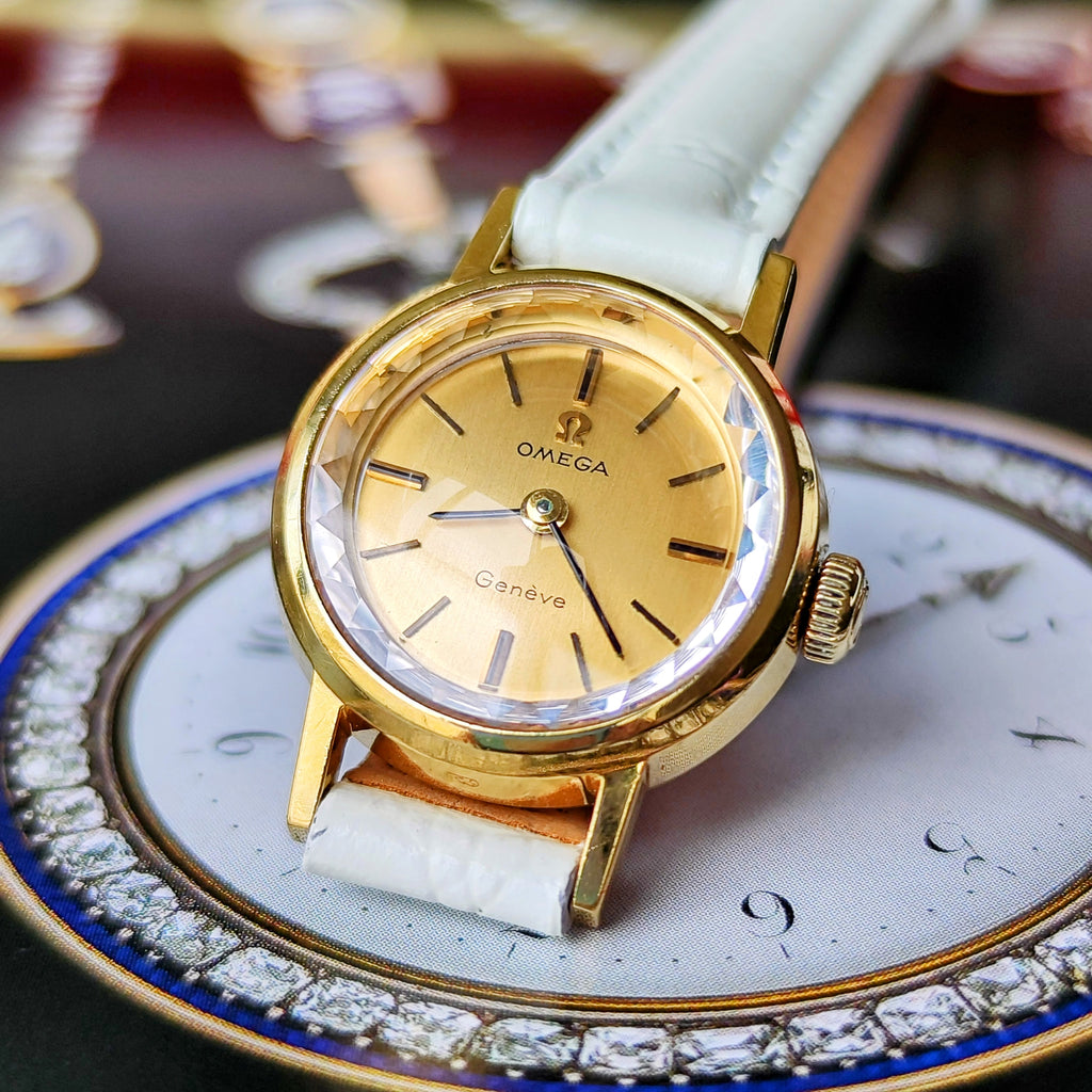 【OH済み 18金無垢】OMEGA オメガGeneve ジュネーヴ Sapphette 手巻き腕時計