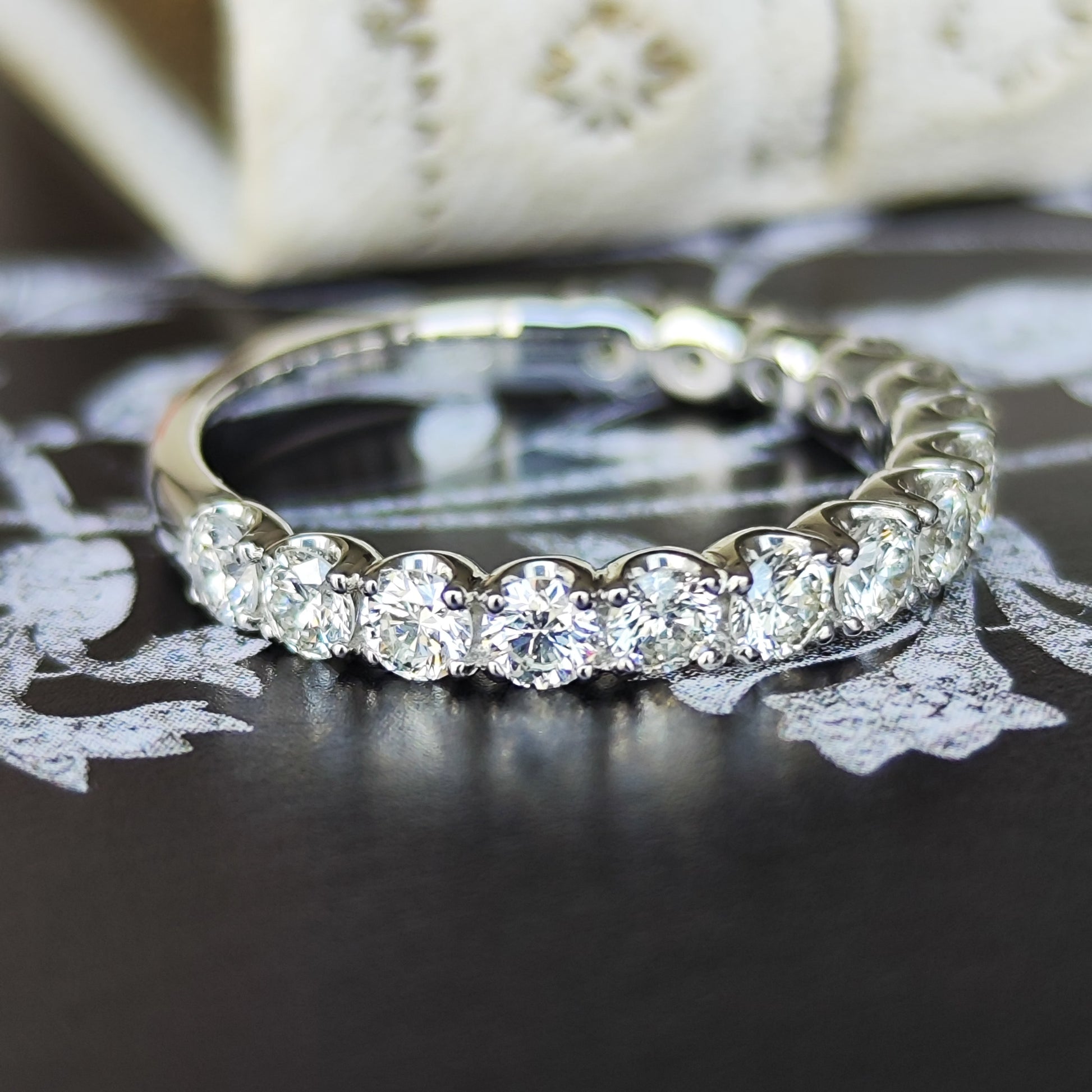 【全石ハート&キューピッド】天然ダイヤモンド 15石 ハーフエタニティリング プラチナ