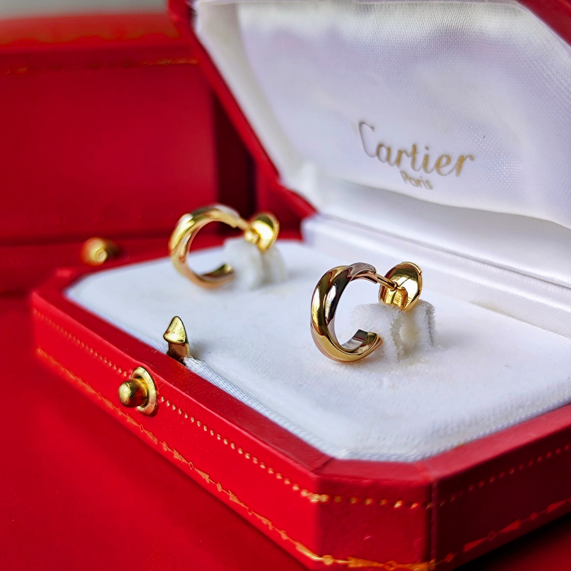 Cartier カルティエ トリニティピアス