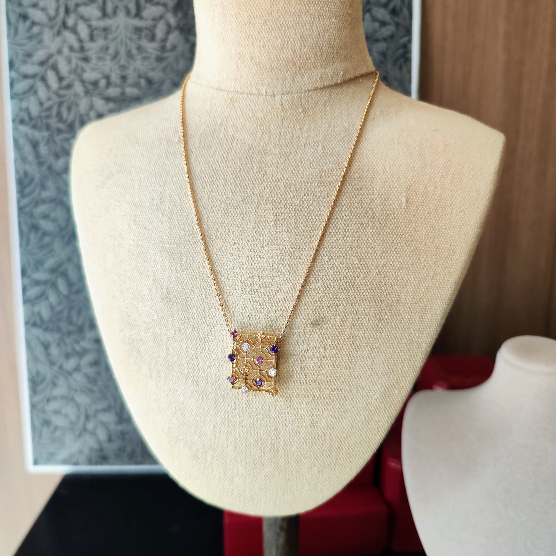 MIKIMOTO ミキモト 天然グロッシュラライトガーネット アメジスト トルマリン ダイヤモンド ネックレス