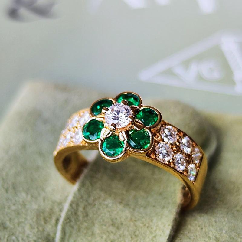 【Vintage Van Cleef & Arpels】ヴァンクリーフ&アーペル マデール エメラルド ダイヤモンド フラワーリング