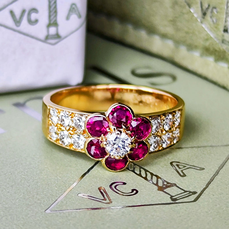 【Vintage Van Cleef & Arpels】ヴァンクリーフ&アーペル マデール ルビー ダイヤモンド フラワーリング