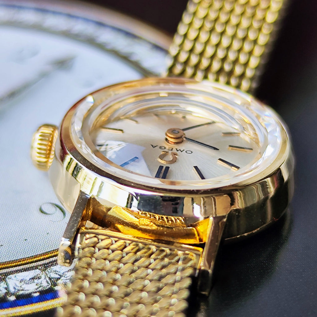 【OH済み 18金無垢】OMEGA オメガGeneve ジュネーヴ Sapphette 手巻き腕時計
