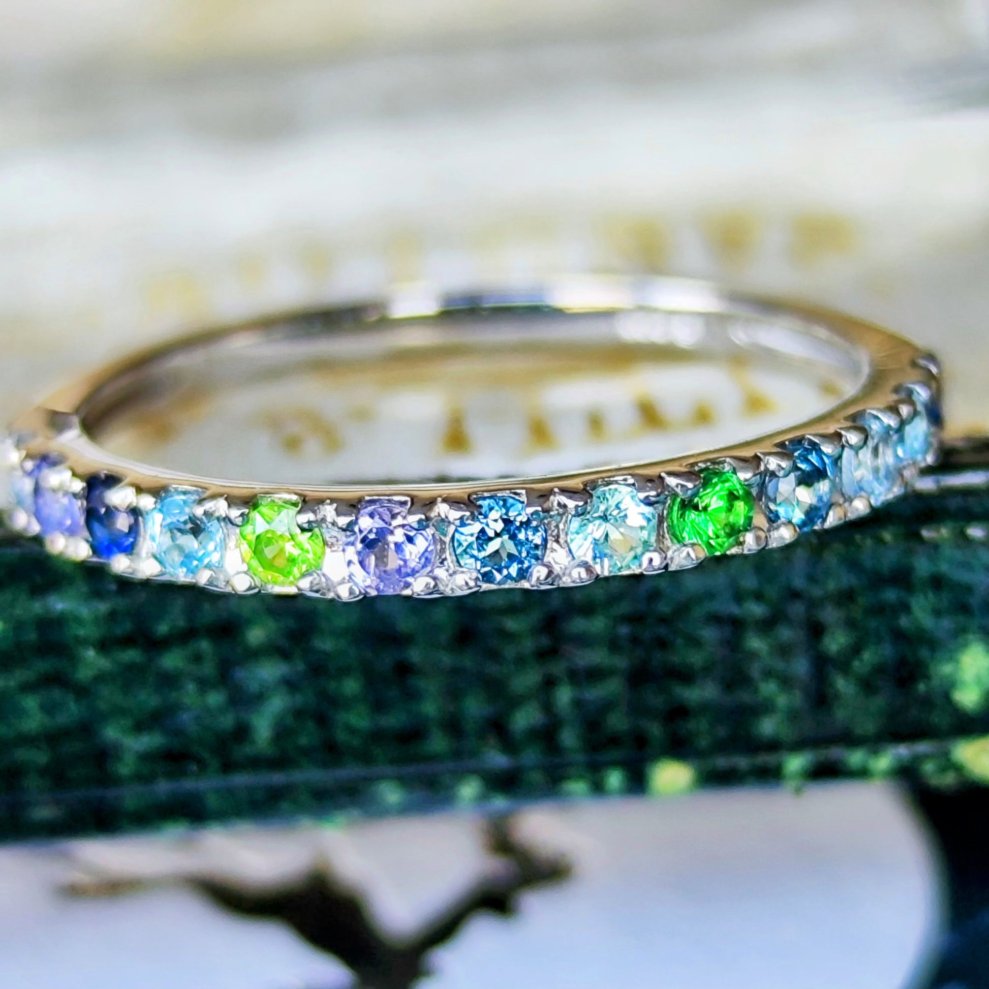 【お値下げ】マルチカラーリング 天然石 プラチナリング