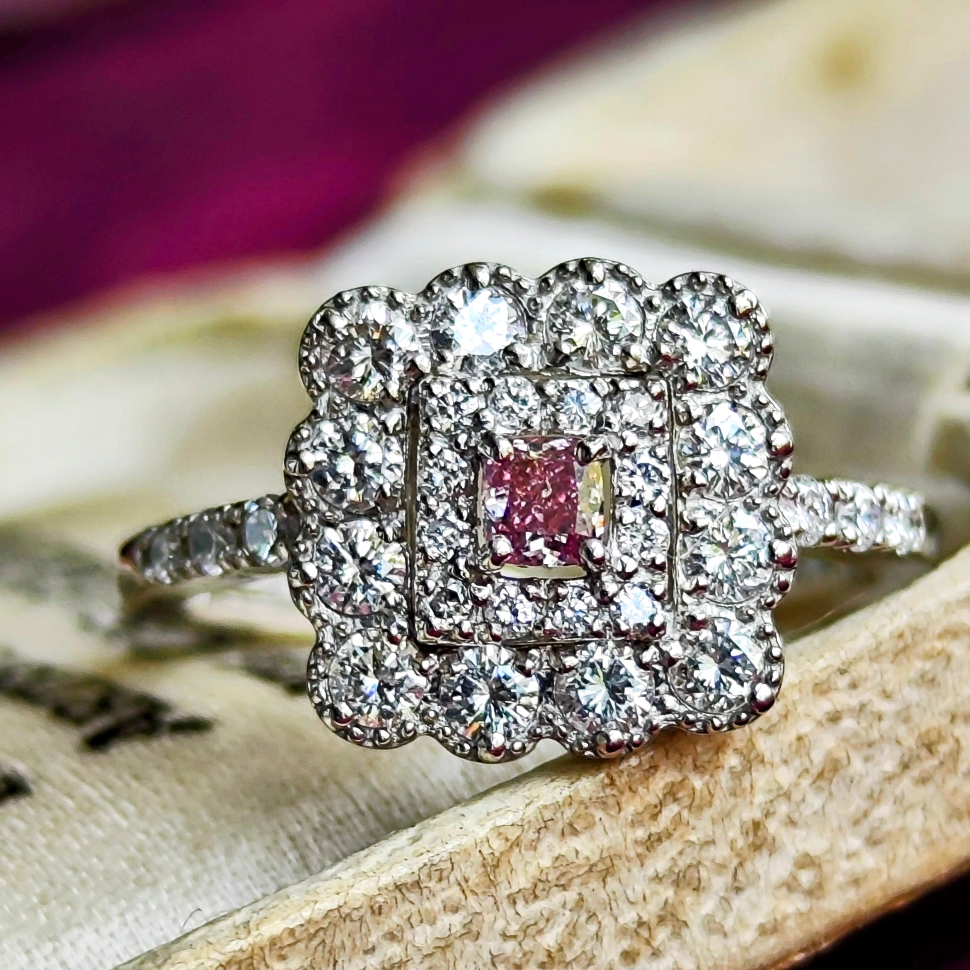 【ピンクダイヤ】天然ダイヤモンド FANCY INTENSE PINK 0.117ct プラチナリング