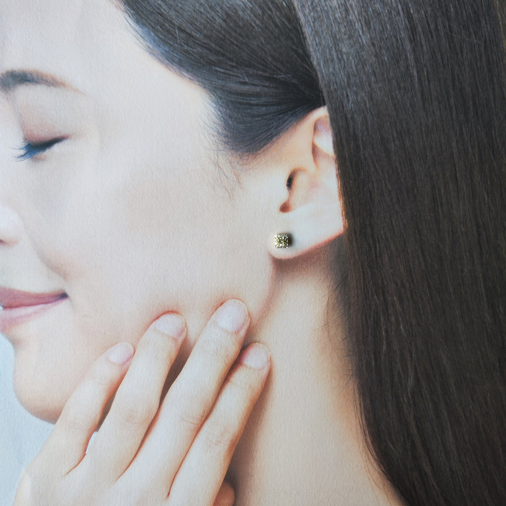 天然ダイヤモンド プリンセスカット 18金ピアス