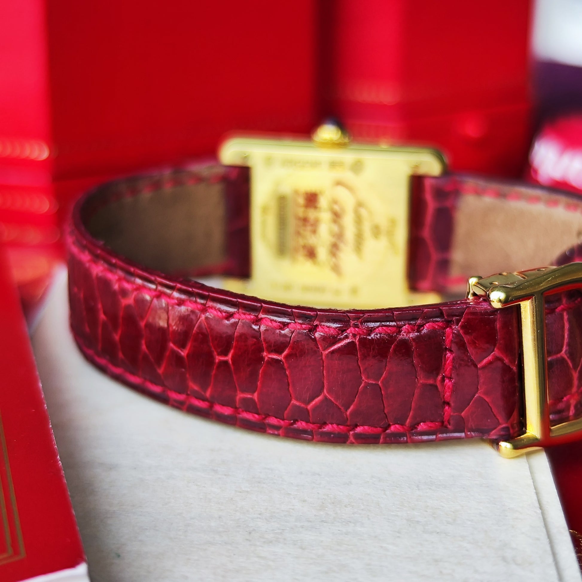 【Cartier 150周年 1847本限定モデル】
カルティエ マストタンク クォーツ腕時計