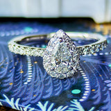 【最高級品質】天然ダイヤモンド0.30ct フローレス Dカラー ペアシェイプ GIA鑑定書付き