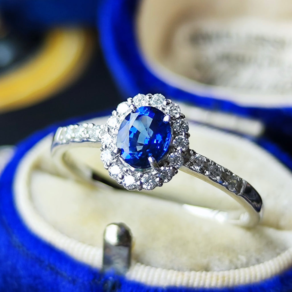 【コーンフラワー】天然サファイア 0.49ct 天然ダイヤモンド リング