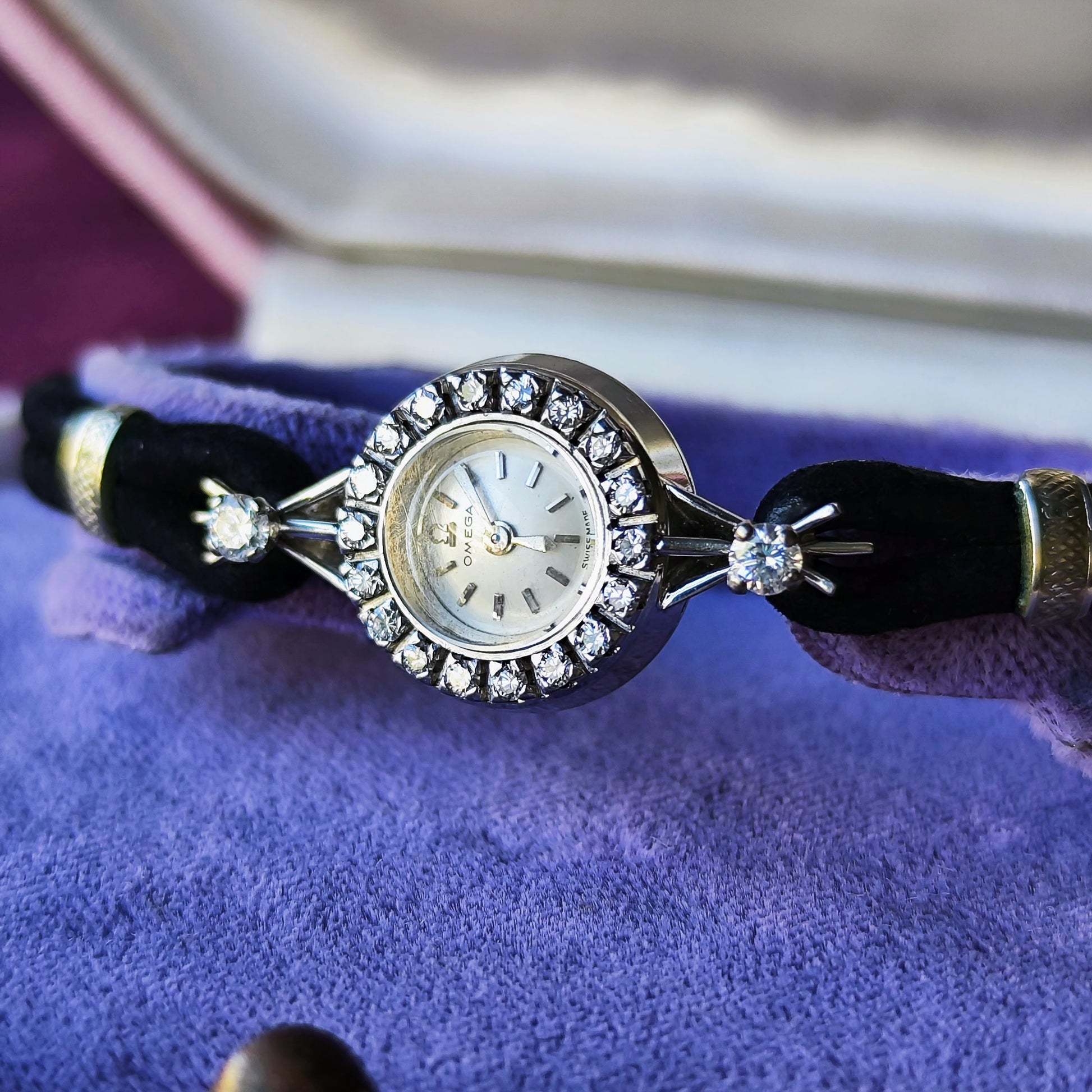 【OH済み】OMEGA オメガ ダイヤモンド 18金無垢時計 バックワインド