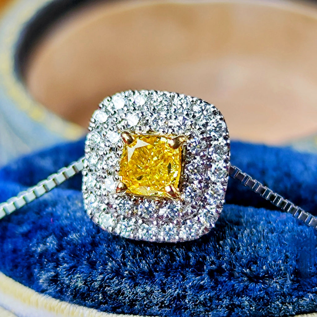 【イエローダイヤ】FANCY VIVID YELLOW VVS2 0.292ct ネックレス