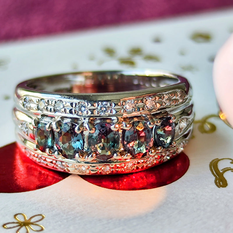 天然アレキサンドライト 0.71ct 天然ダイヤモンド リング – Mico