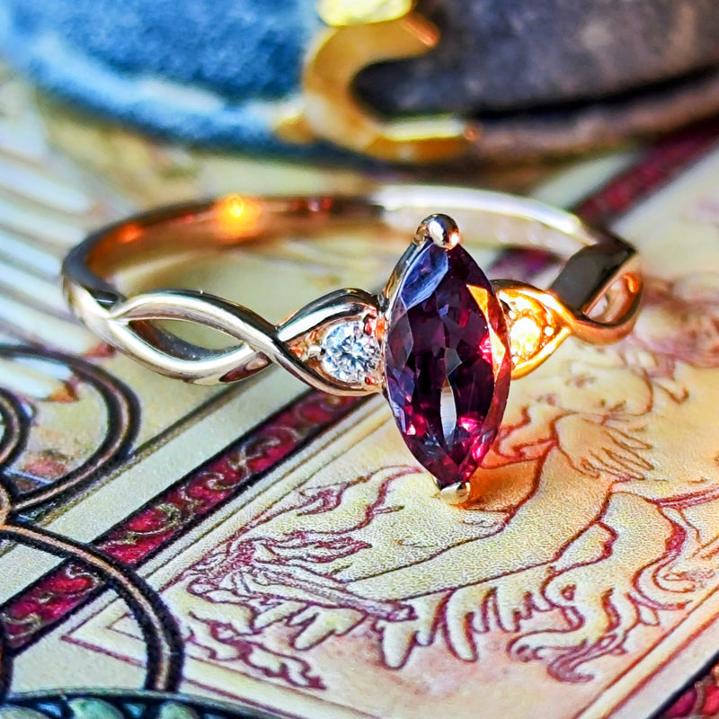 【アレキタイプ】天然カラーチェンジガーネット 天然ダイヤモンド リング