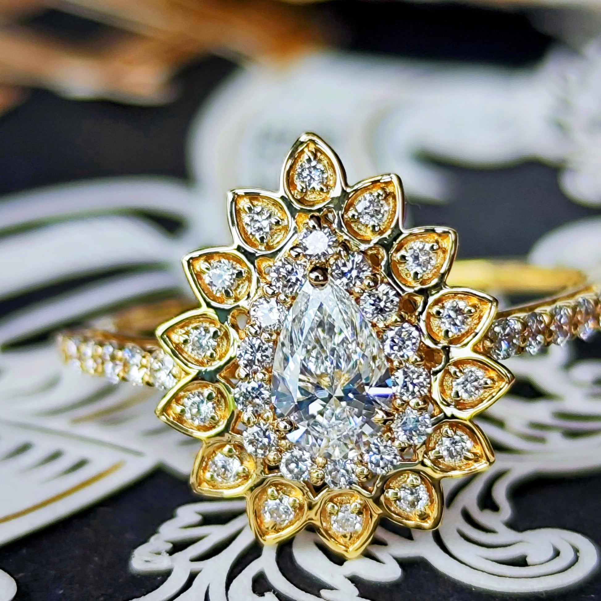 【インターナリーフローレス】天然ダイヤモンド 0.30ct 18金 GIA