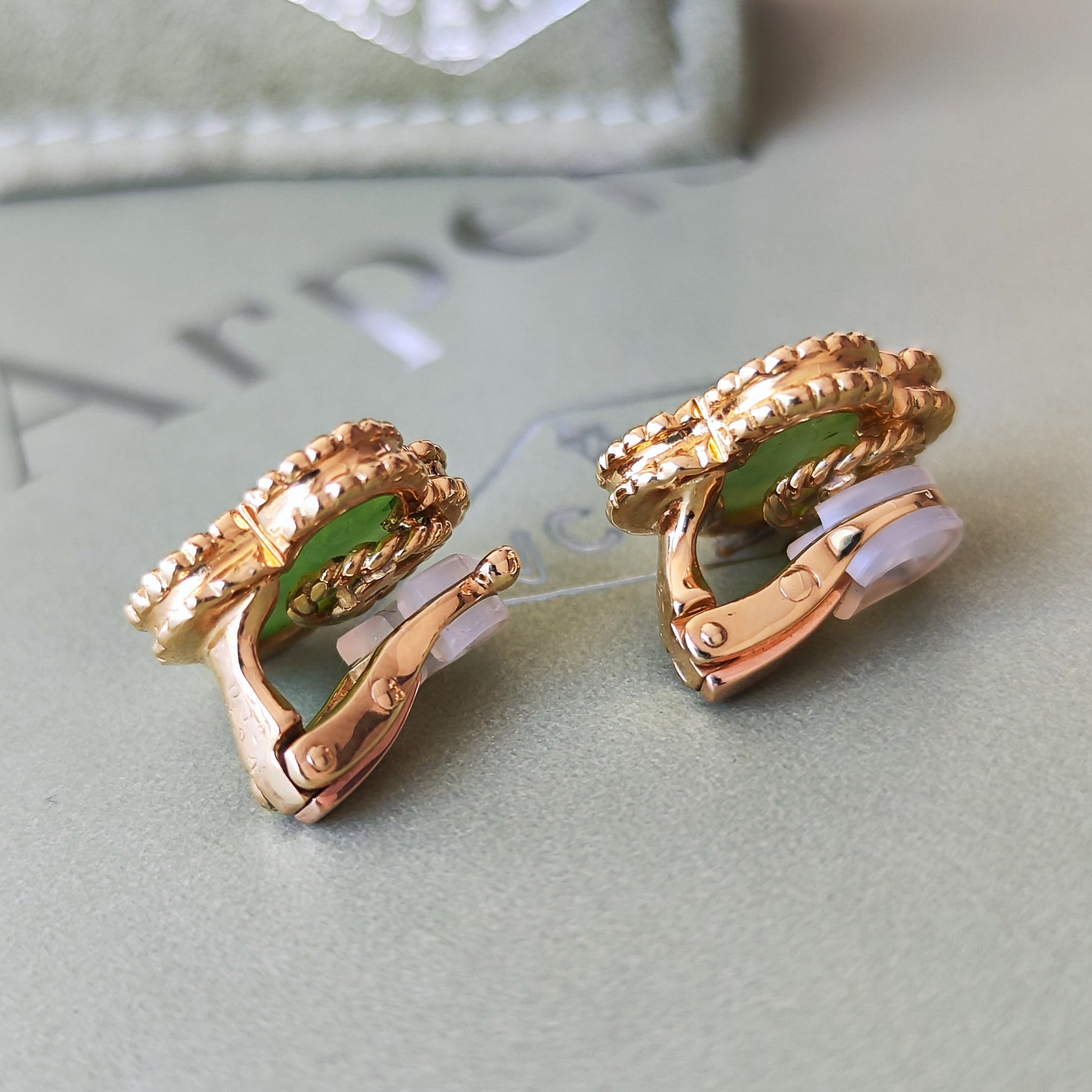 Van Cleef & Arpels ヴァンクリーフ&アーペル ヴィンテージアルハンブラ 翡翠 イヤリング