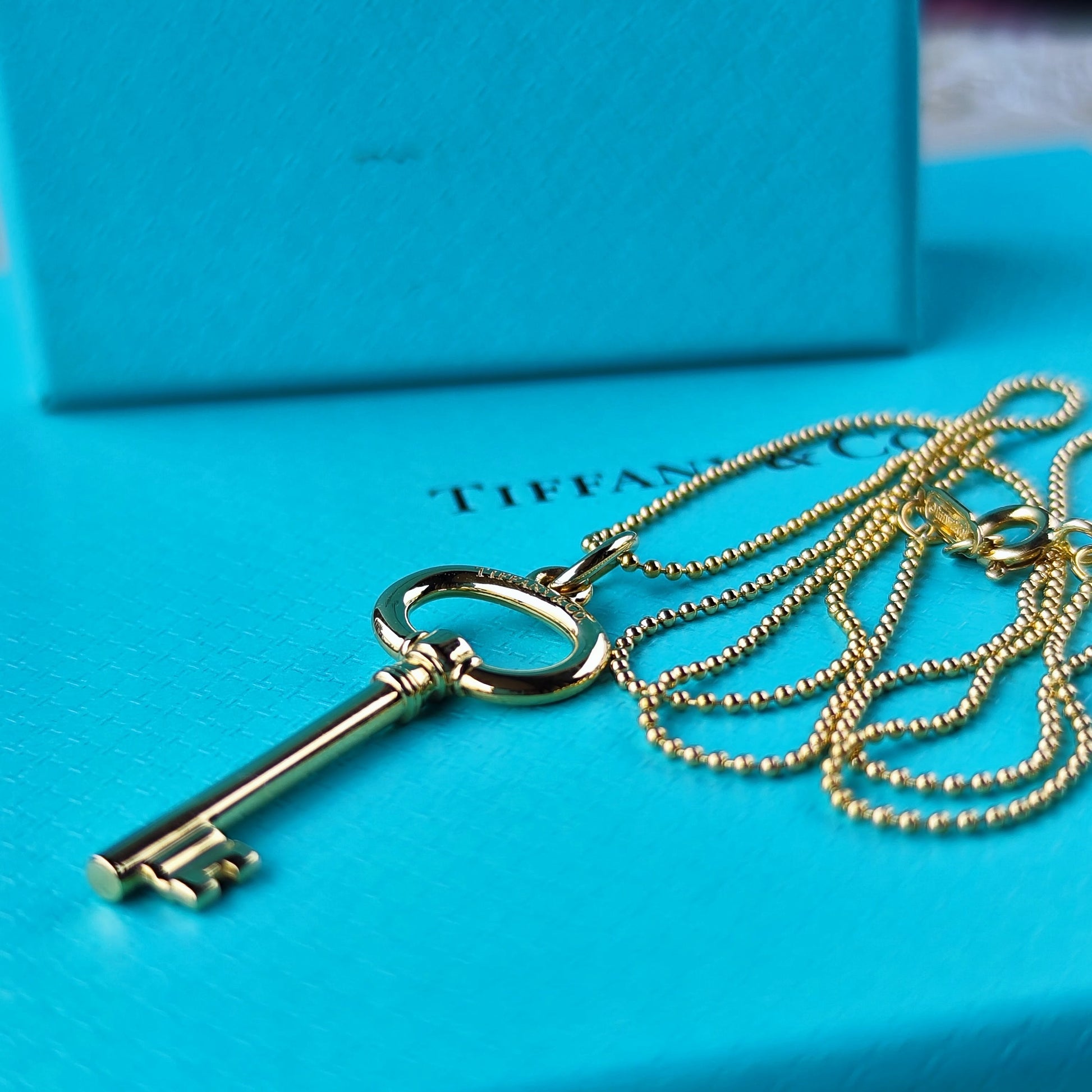 TIFFANY &Co ティファニー オーバルキーネックレス 18金YG
