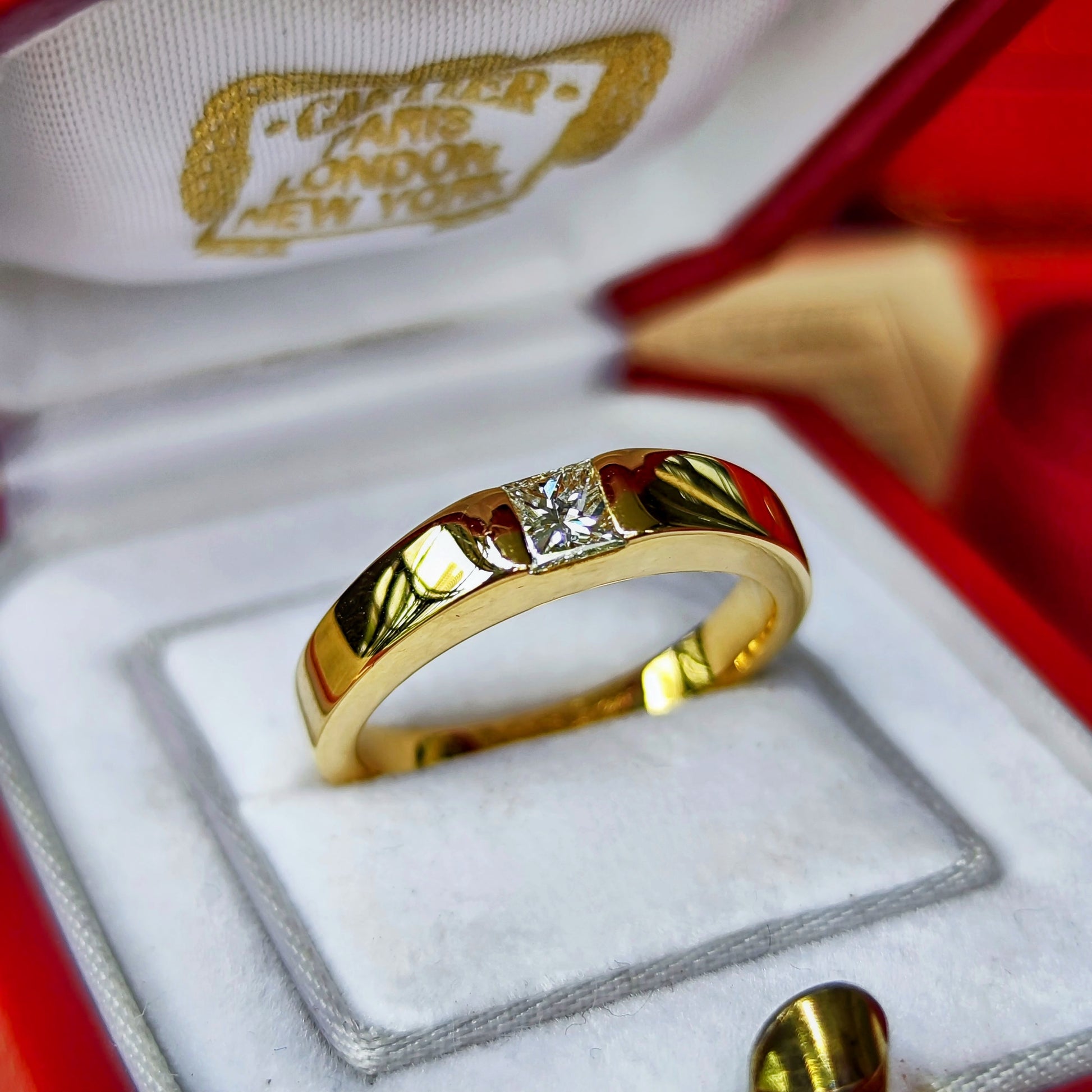 Cartier カルティエ タンクリング ダイヤモンド 18金YG 51