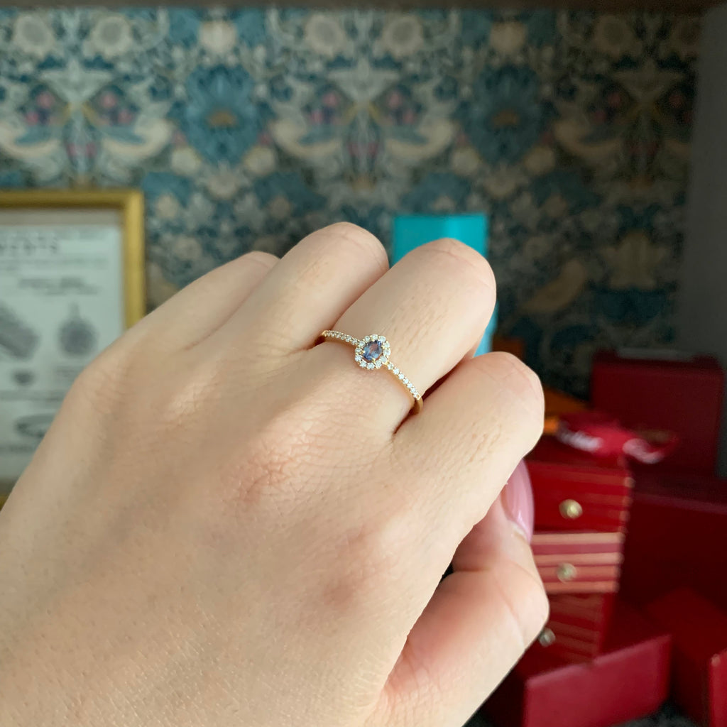 天然アレキサンドライト 0.10ct 天然ダイヤモンド 18金リング ②