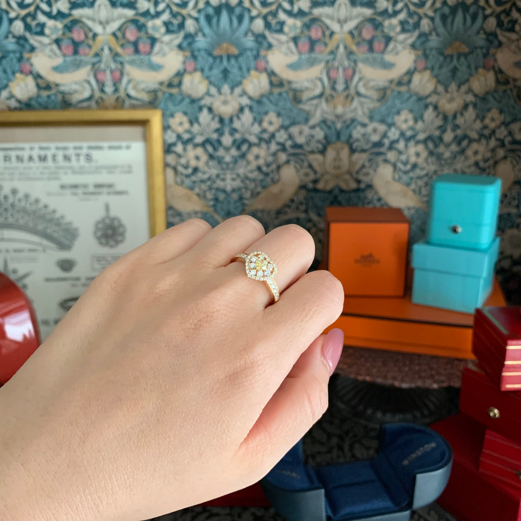 【イエローダイヤ】FANCY INTENSE YELLOW 0.183ct SI1 ハートシェイプ