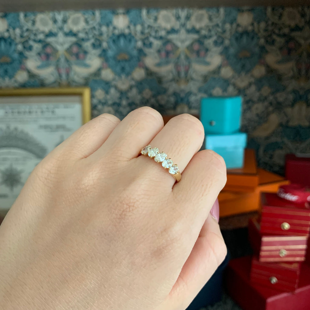 天然ダイヤモンド 0.90ct オーバル 18金リング