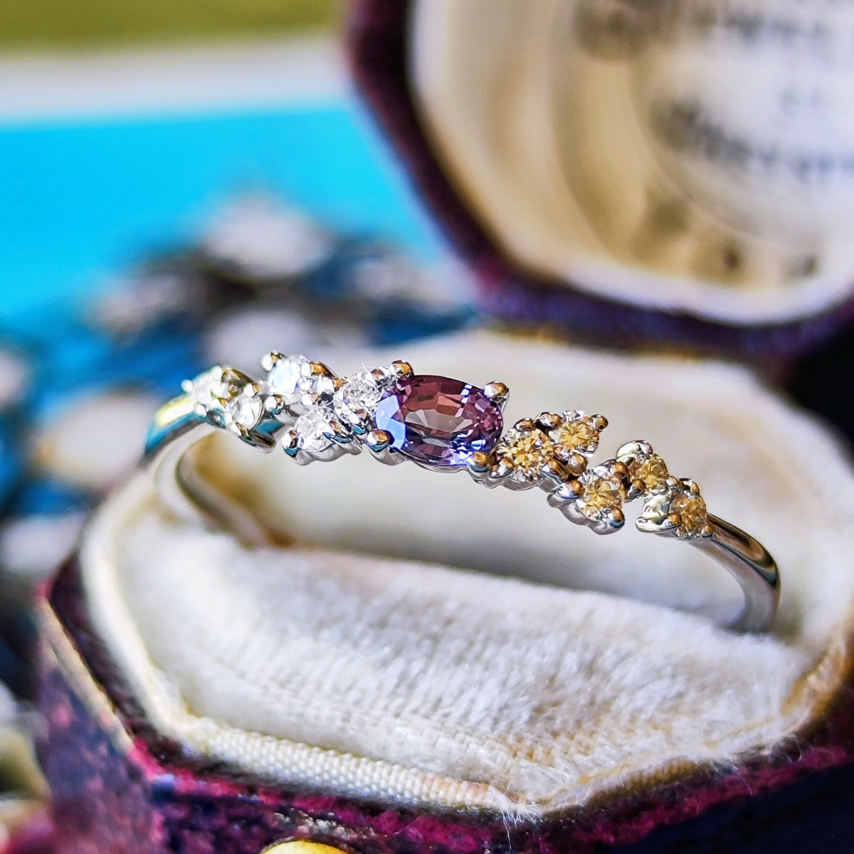 【ベキリーブルー】天然カラーチェンジガーネット 0.14ct 天然ダイヤモンド プラチナリング