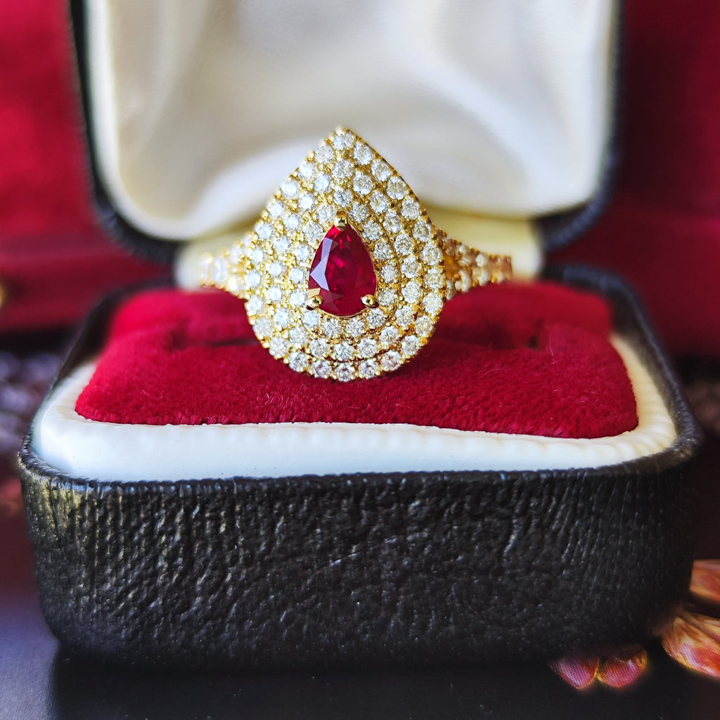 【Burmese Unheated Pigeon Blood】Natural Ruby Natural Diamond Ring GIA