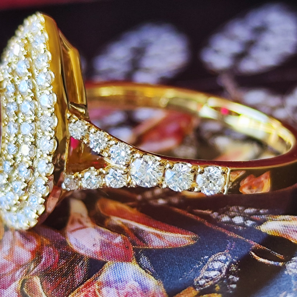 【Burmese Unheated Pigeon Blood】Natural Ruby Natural Diamond Ring GIA