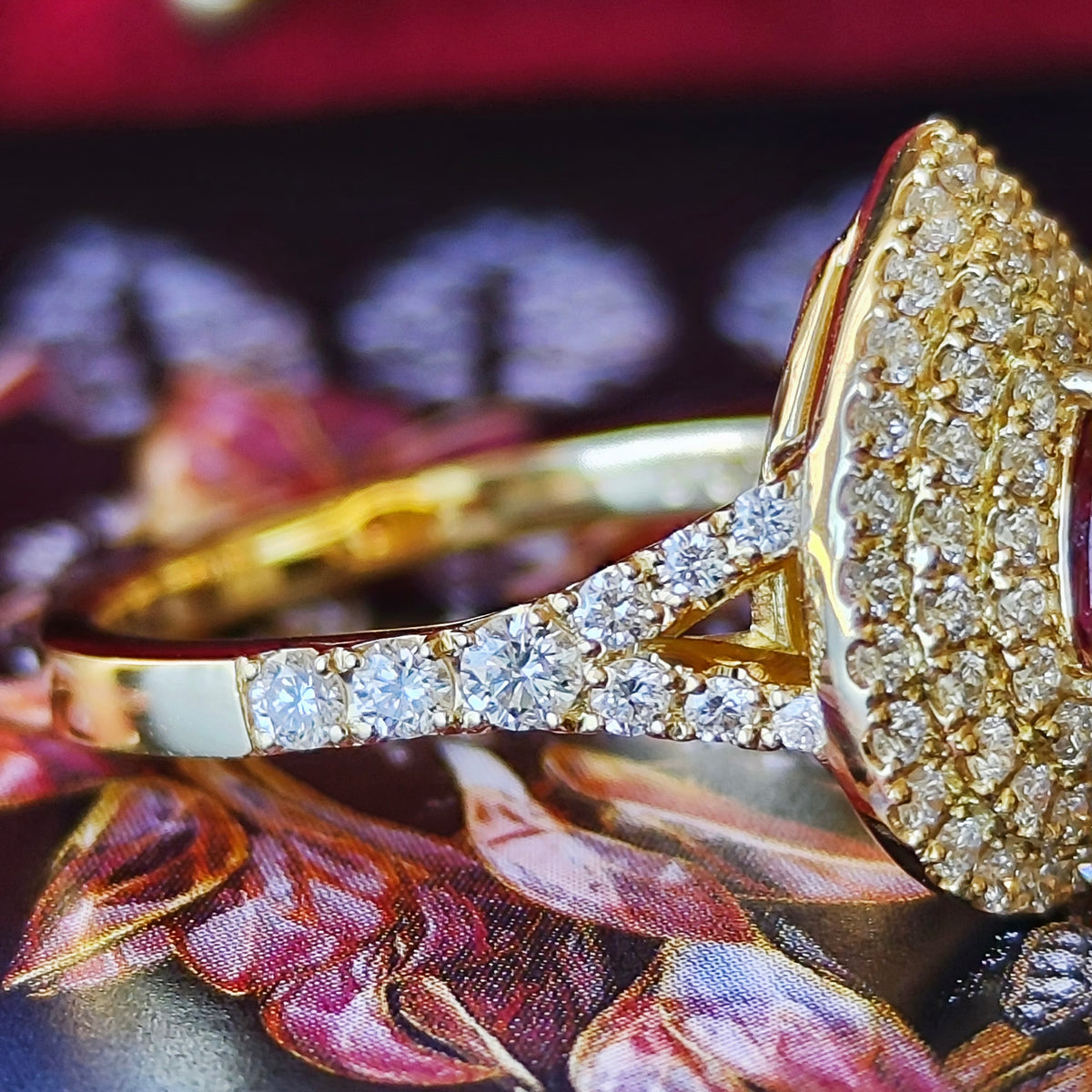 【Burmese Unheated Pigeon Blood】Natural Ruby Natural Diamond Ring GIA
