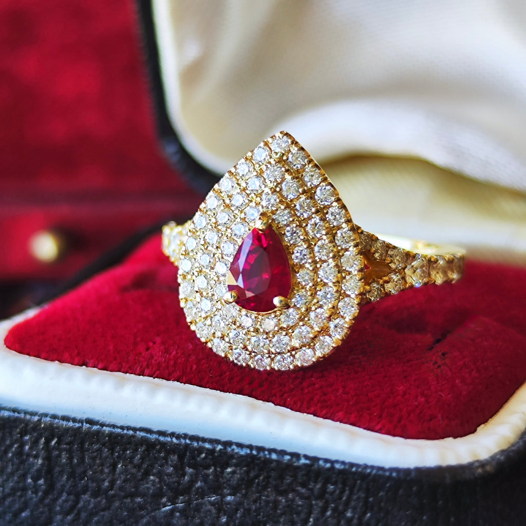 【Burmese Unheated Pigeon Blood】Natural Ruby Natural Diamond Ring GIA